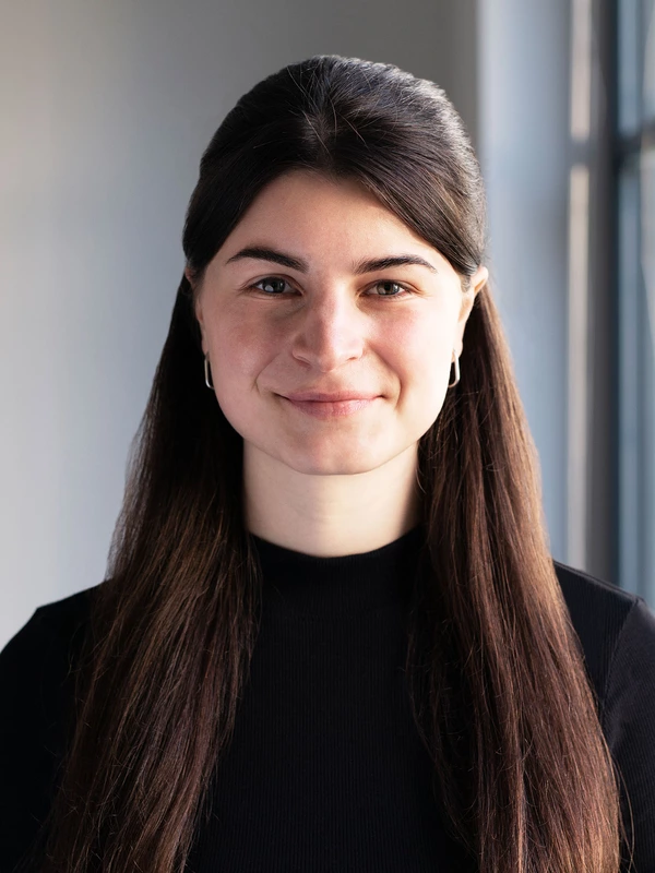 Kirchhoff: Mitarbeiterin: Tori Weißenborn