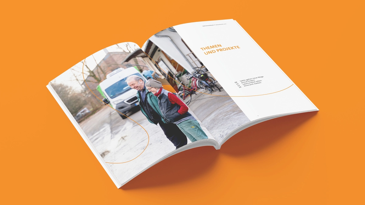 Photo: Tafel Deutschland: 2021 Magazine double page
