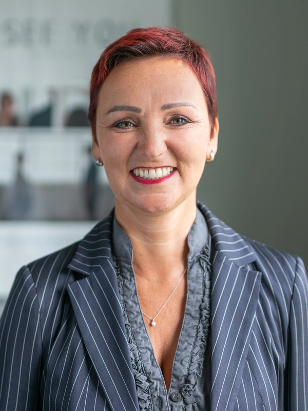 Kirchhoff: Mitarbeiterin: Tanja Bantle