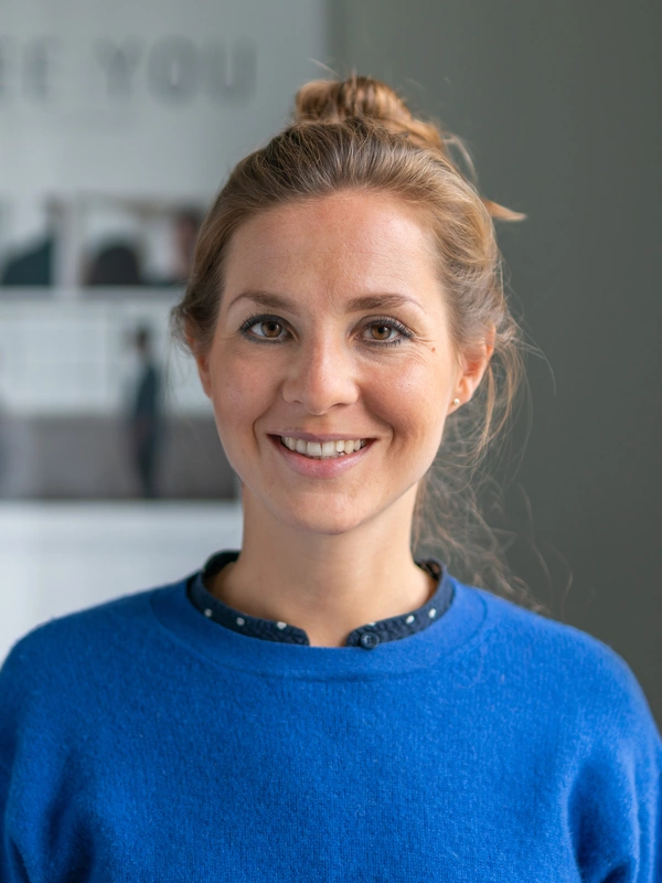 Kirchhoff: Mitarbeiterin: Anna Höffken